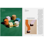 Revista KINFOLK 61, doble página editorial con ilustraciones en color