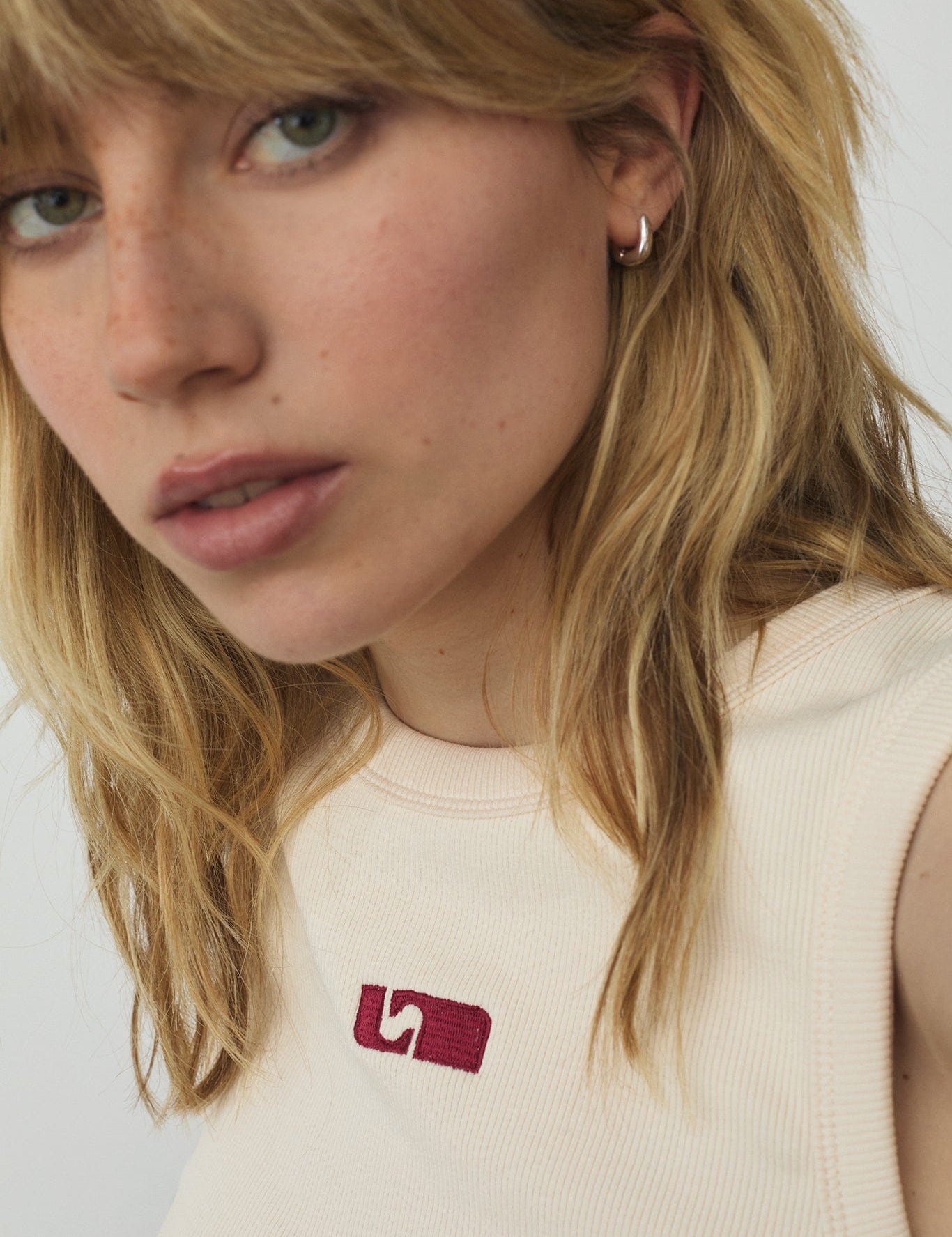 Top de tirantes LAAGAM Embroidered Logo Ecru - imagen 2