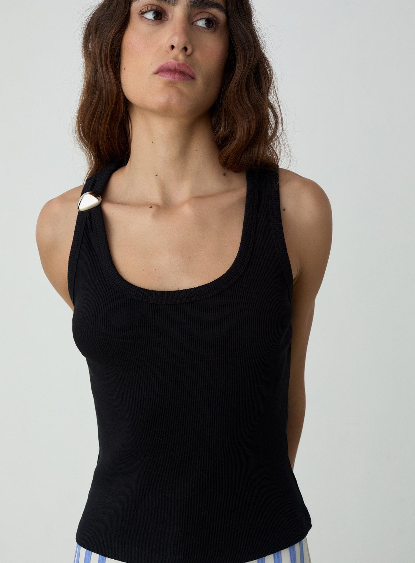 Top de tirantes LAAGAM Eden Black - imagen 2