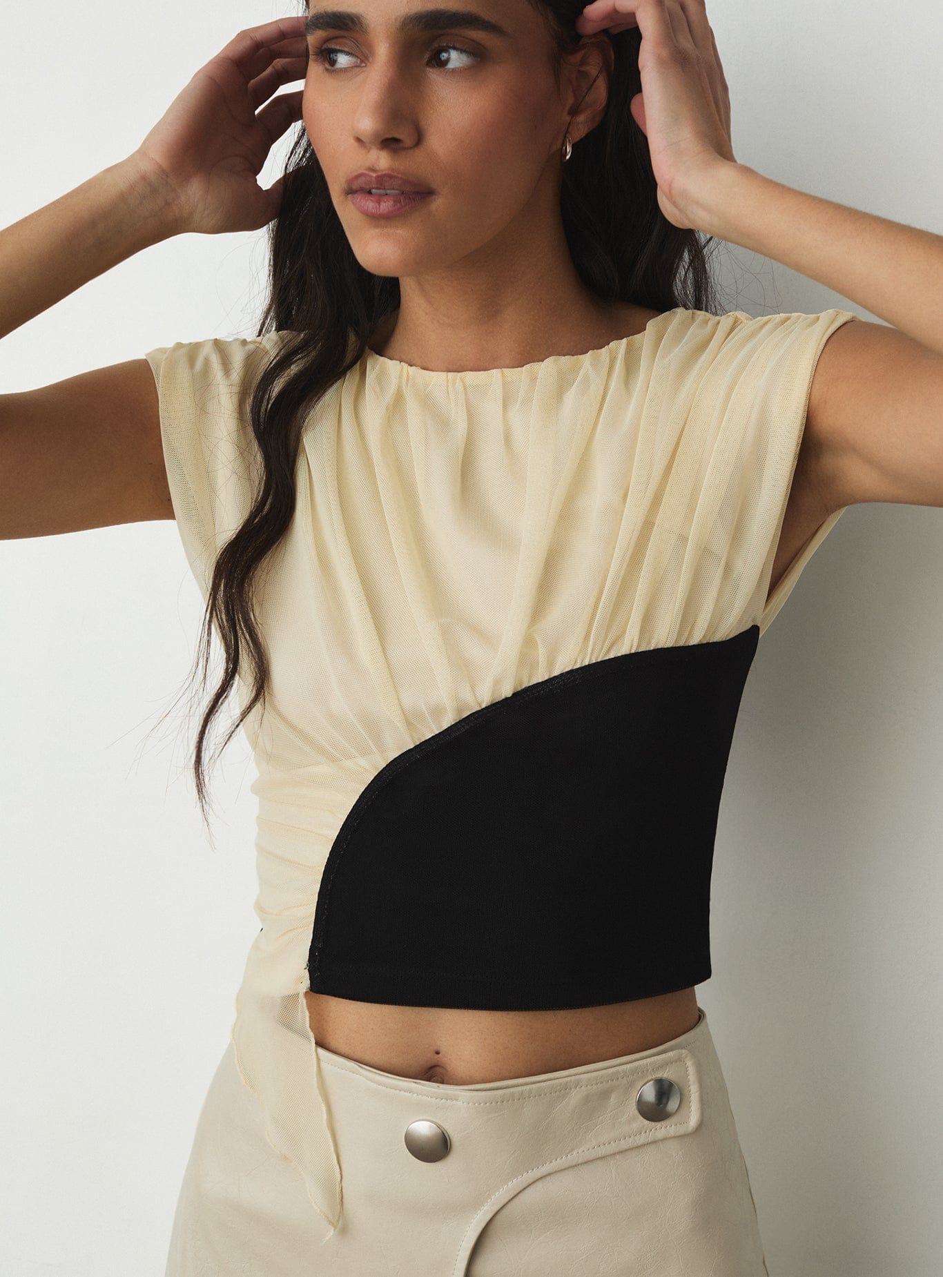 Top LAAGAM Gemini Draped Ecru - imagen 3