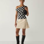 Top LAAGAM Tate Squared Asymmetric Black - imagen 1