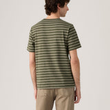 Camiseta LEVI'S Original Housemark Max Stripe Green - modelo trasero