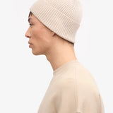 Unisex-Mütze aus recycelter Merinowolle in verblasstem Rosa