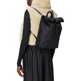 Mochila Rains Rolltop Rucksack Mini Negro - ECRU