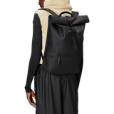 Mochila Rains Rolltop Rucksack Negro - ECRU