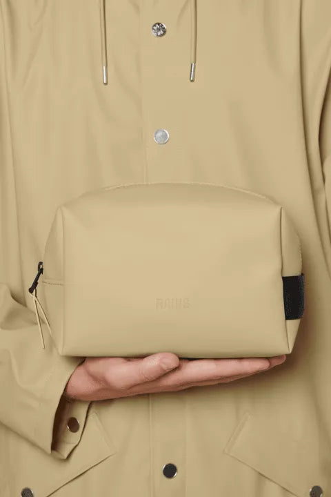 Neceser Rains Impermeable Wash Bag Small Sand - ECRU