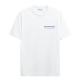 Camiseta ON VACATION No Service White