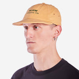 OLOW Creative Life Ockerfarbene Kappe