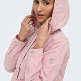 Chaqueta ONLY Skylar Misty Rose detalle de capucha