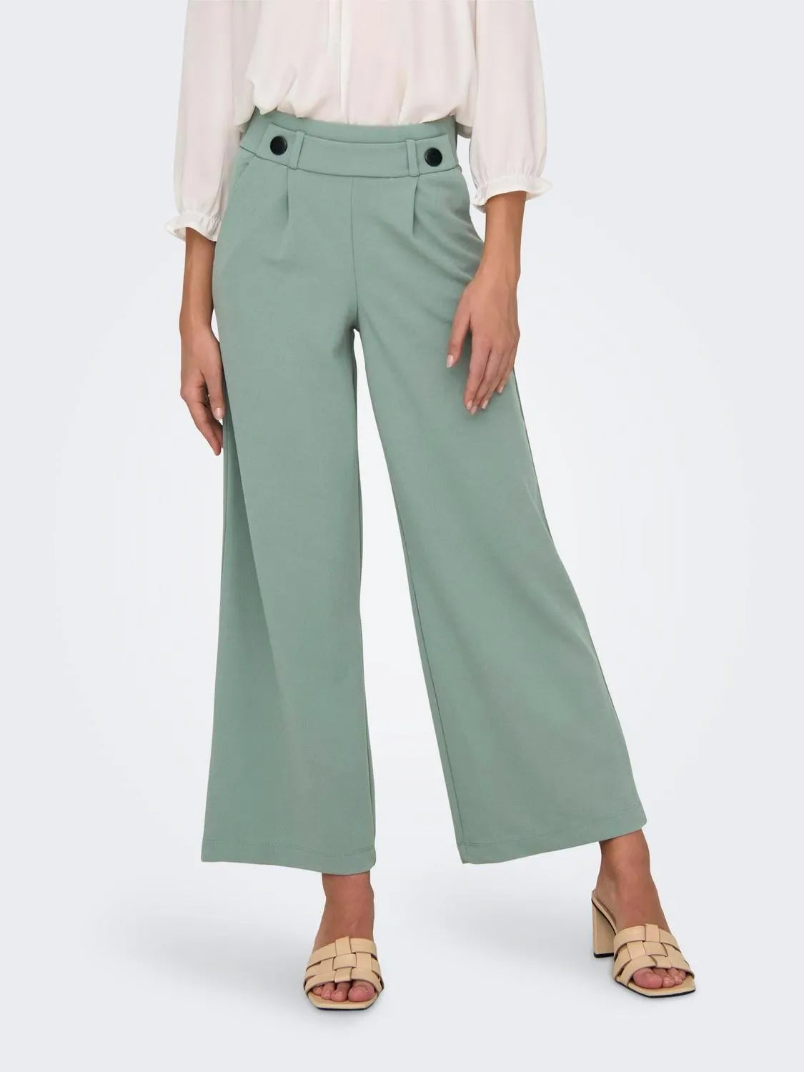 Pantalón JDY Geggo Chinois Green - ECRU
