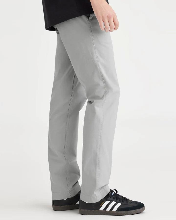 Pantalones Chinos Dockers® Smart 360 Flex™ California Slim Fit High Rise - ECRU