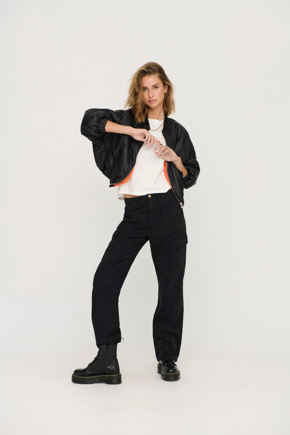 Pantalones ONLY Malfy Loose Cargo Black - ECRU