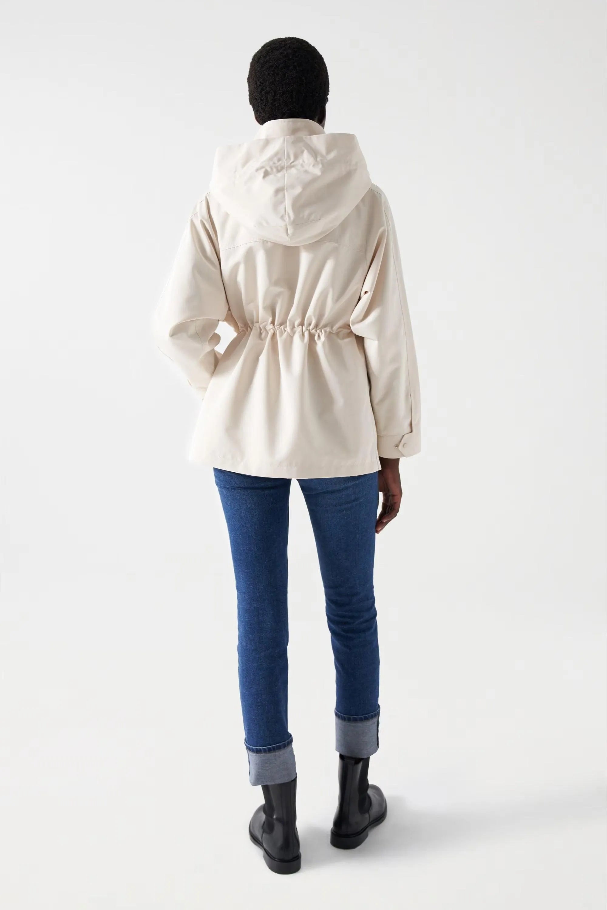 Parka Salsa Corta con Capucha - ECRU