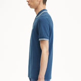 Polo Fred Perry M3600 Azul Medianoche Crudo Hielo Claro - ECRU