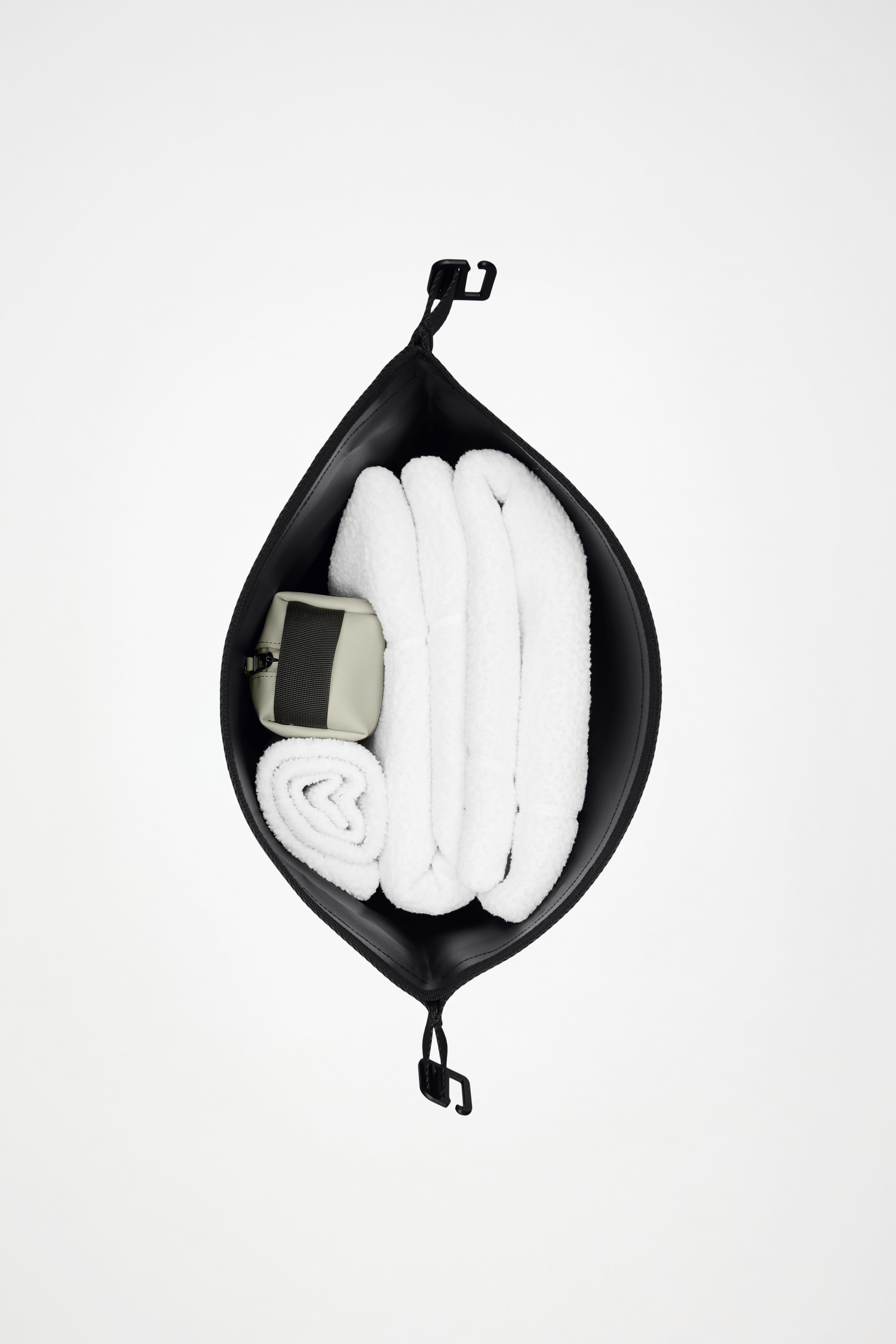 Mochila Rains Deepwater Rolltop Large Black – imagen oficial 5