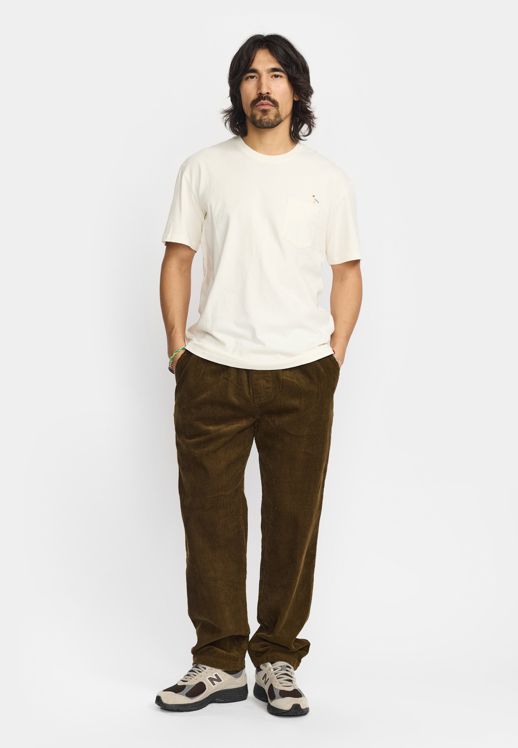 Camiseta REVOLUTION Application Seagull Blanco Roto, modelo completo