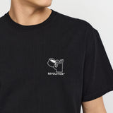 Camiseta REVOLUTION Espresso Negro, modelo pecho