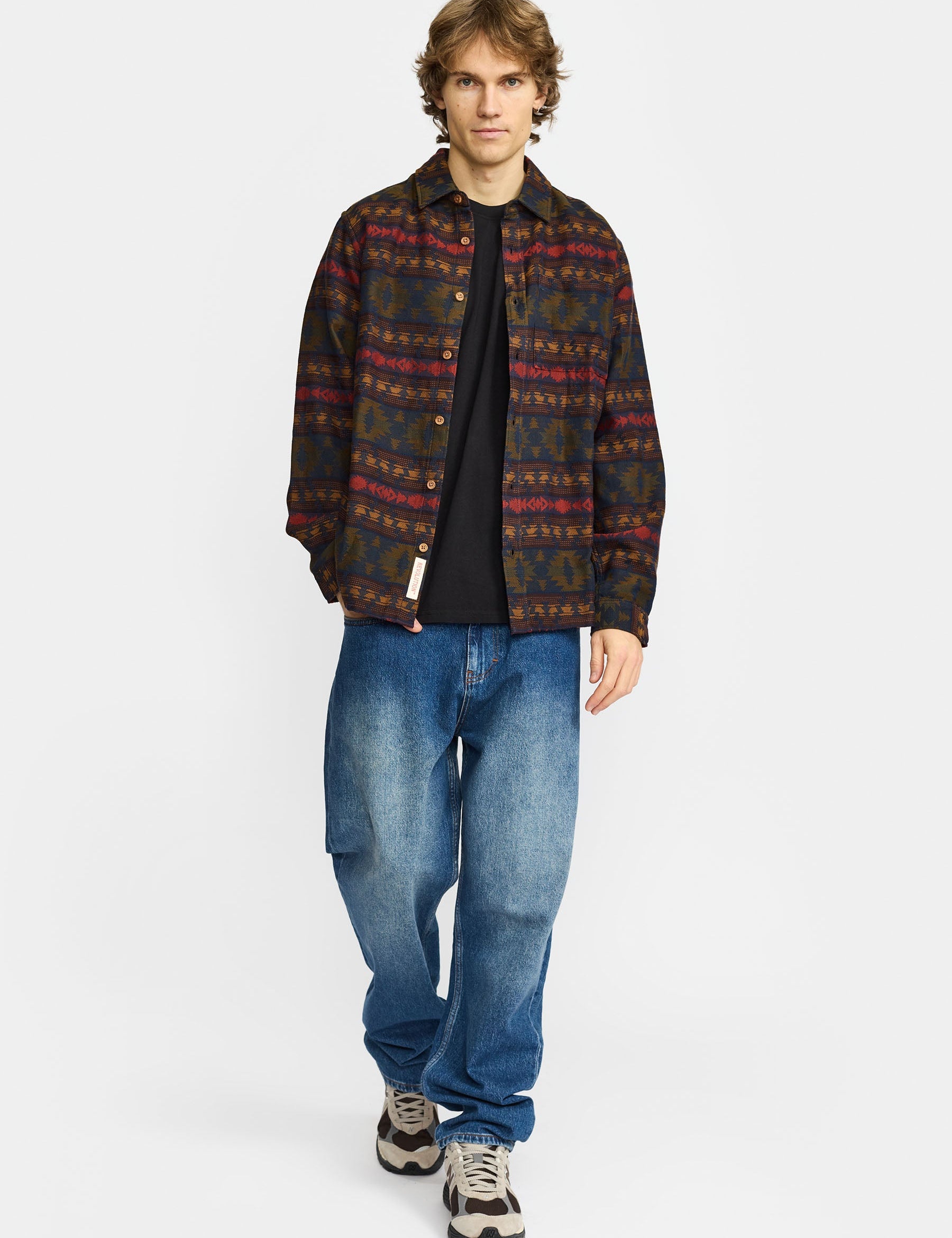 Camisa REVOLUTION Jacquard Shirt 3287 Azul Marino Multicolor, modelo completo