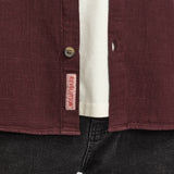 Camisa REVOLUTION Garment Dyed 3997 Burdeos Oscuro, detalle bajo