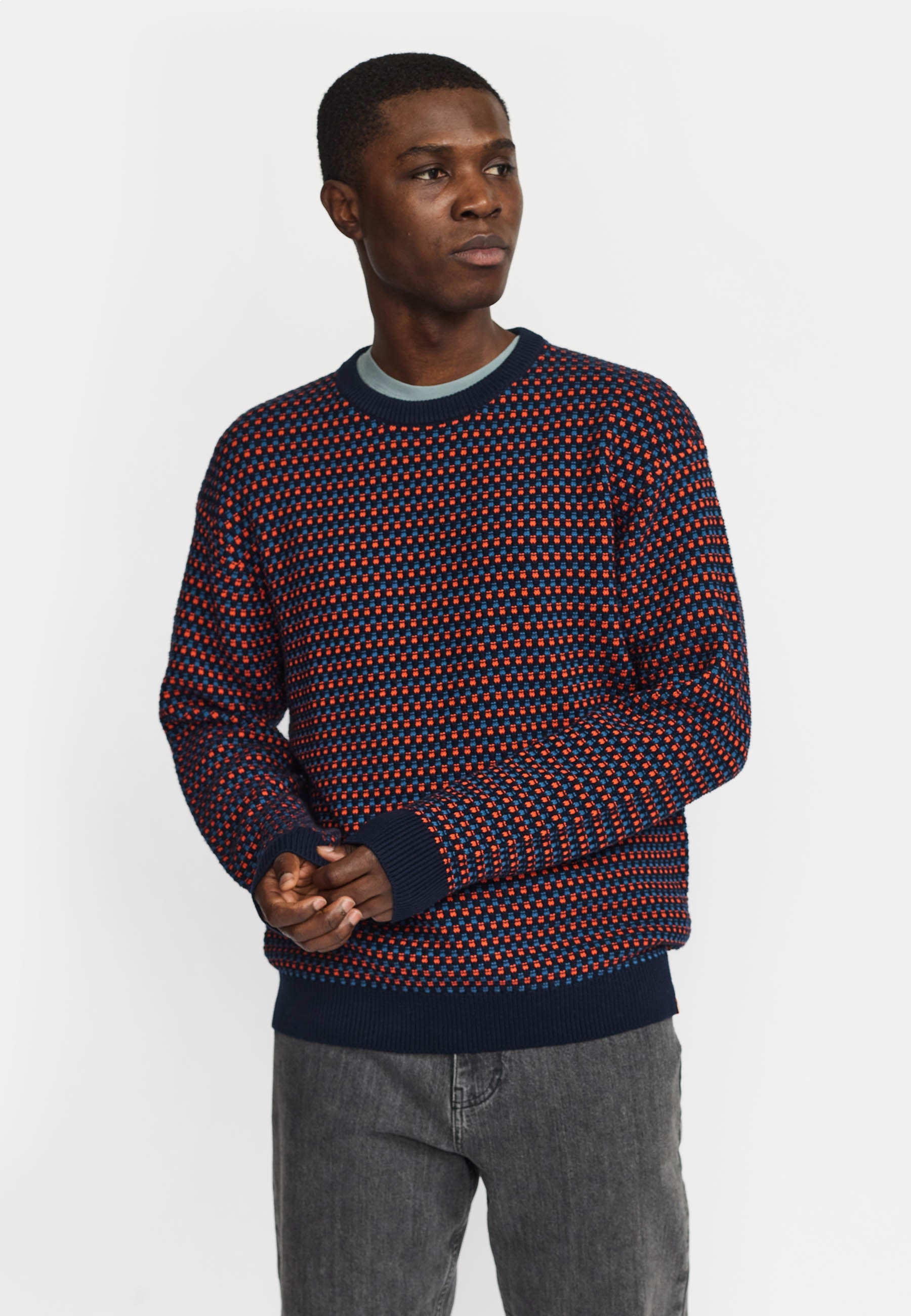 Jersey REVOLUTION Pattern Knit 6613 Dark Orange, modelo frontal