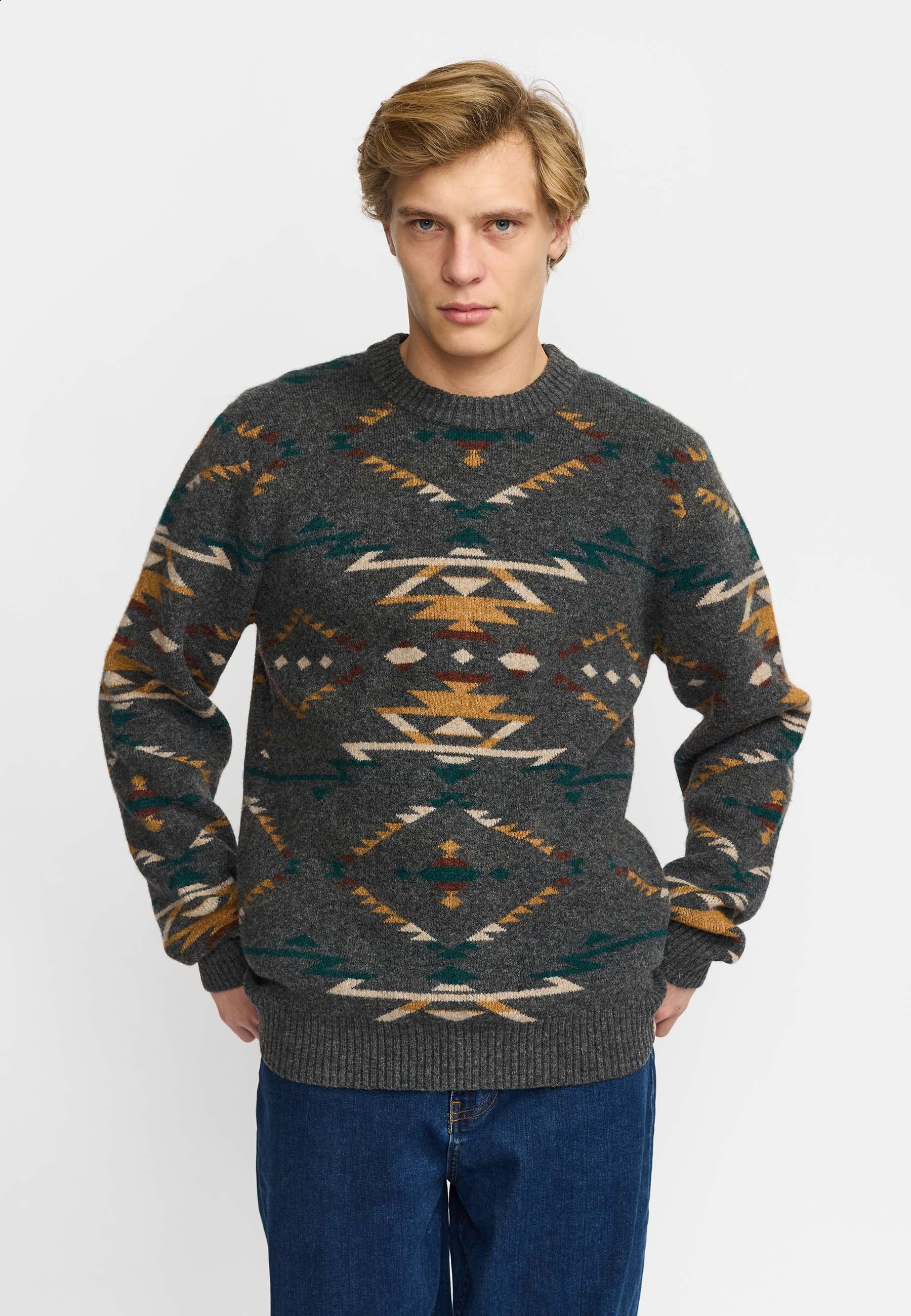 Jersey REVOLUTION Jacquard Knit 6626 Gris Oscuro Multicolor, modelo frontal alternativo