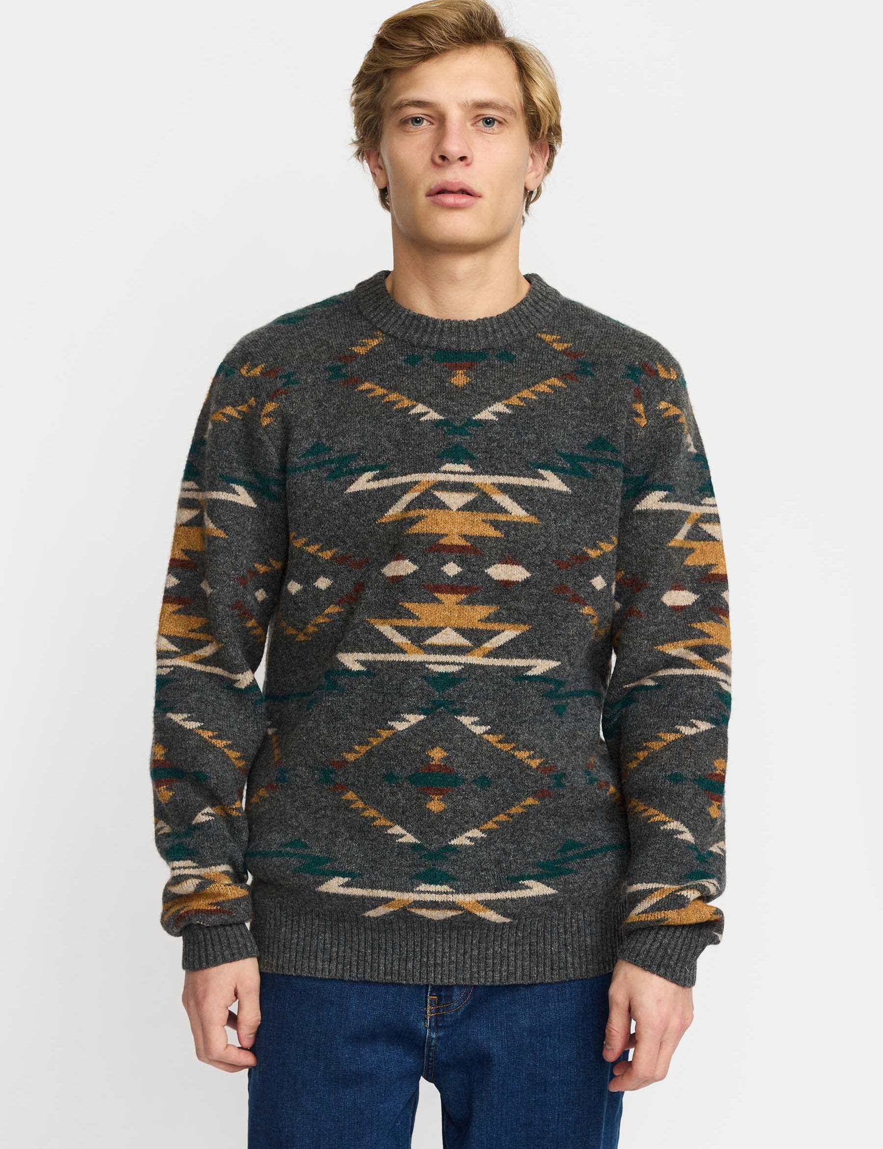Jersey REVOLUTION Jacquard Knit 6626 Gris Oscuro Multicolor, modelo frontal