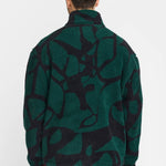 Chaqueta REVOLUTION Graphic Teddy 7025 Verde Oscuro, modelo espalda