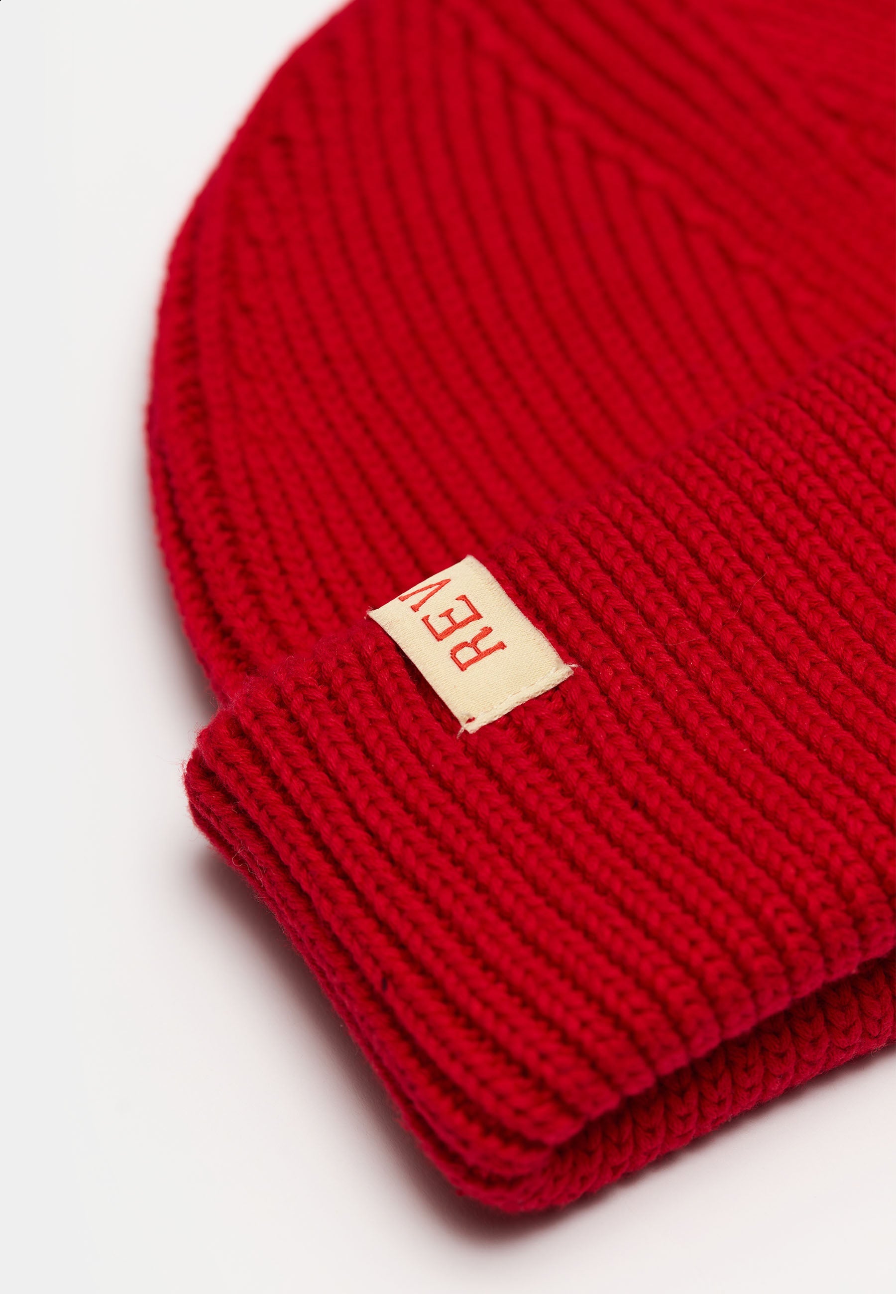 Gorro REVOLUTION Fisherman Beanie Rojo, detalle