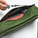 Riñonera Bellroy Venture Sling 9L Ranger Green - ECRU