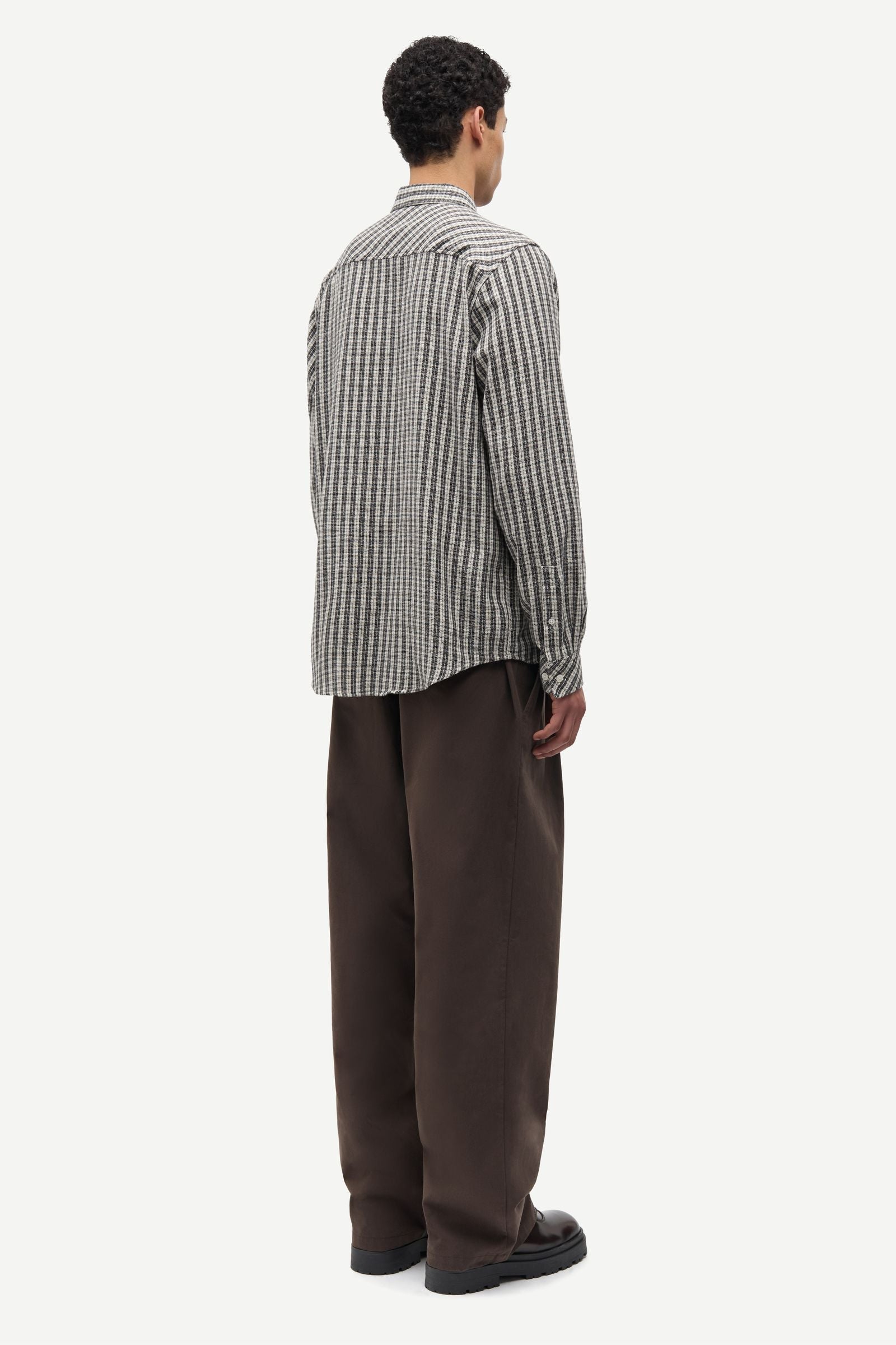Camisa Saryan X 16194 SAMSØE SAMSØE en Brown Ch. · vista 3