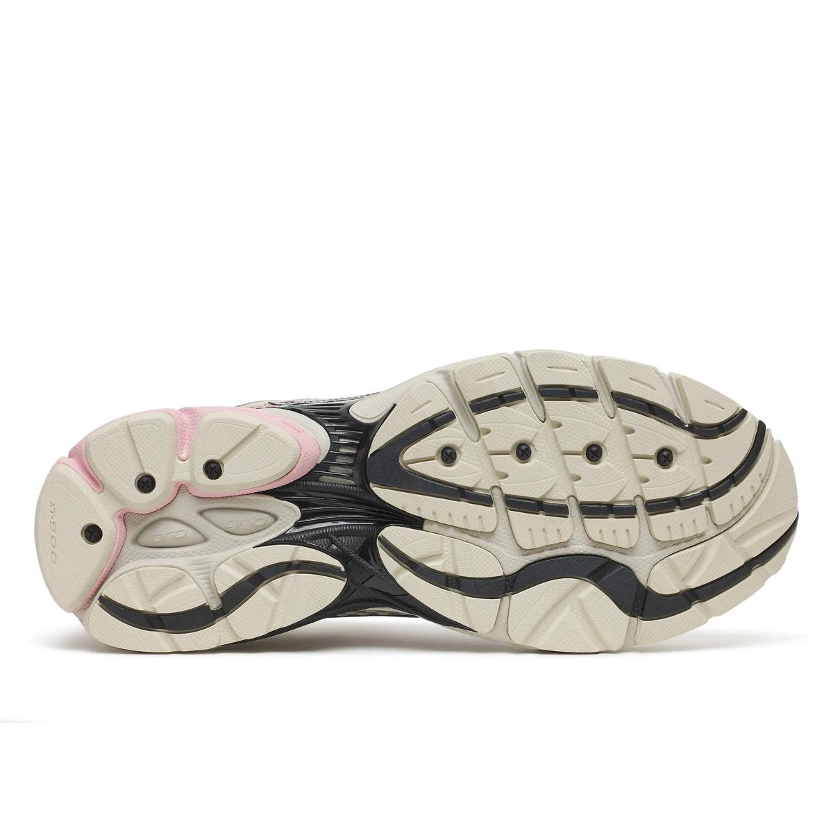 Saucony ProGrid Omni 9 Eggshell Touch perspectiva