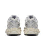 Saucony ProGrid Omni 9 Quartz Eggshell — vista trasera