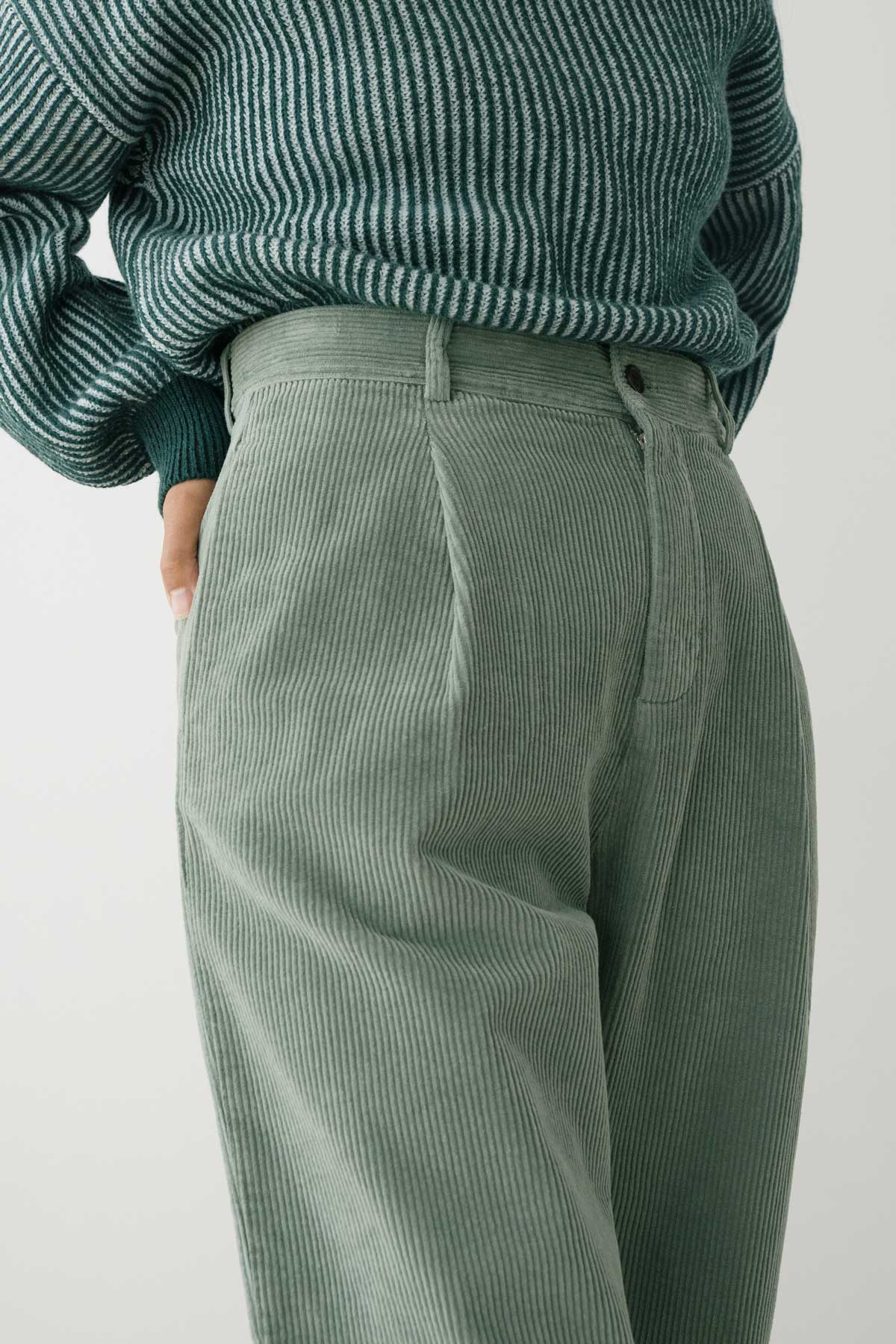 Pantalón TWOTHIRDS Haruku Corduroy Washed Green - imagen 4