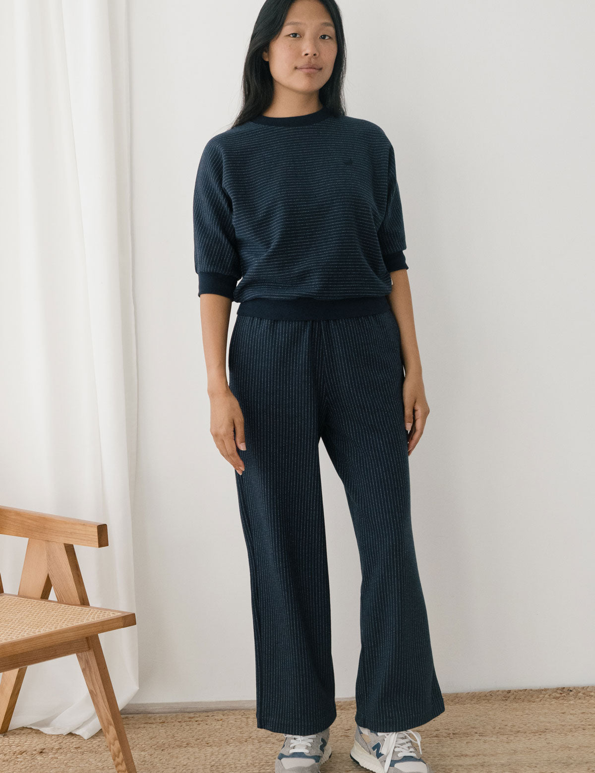 Pantalón TWOTHIRDS Maipo Diplomatic Navy Stripes - imagen 4