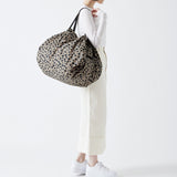 Bolsa SHUPATTO Compact L 40 L Paw Marks, en modelo