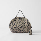 Bolsa SHUPATTO Compact M 15 L Paw Marks, plegada