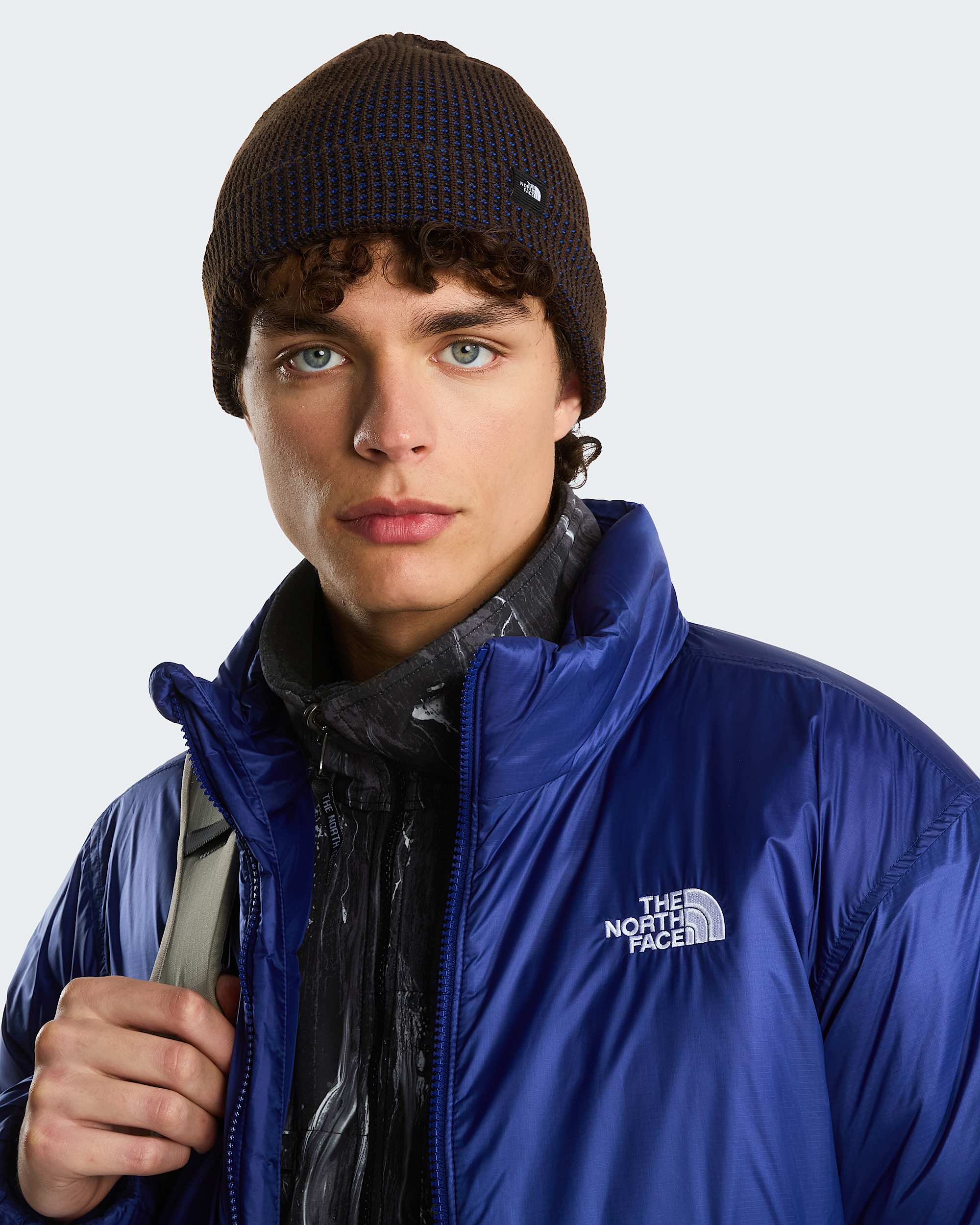 THE NORTH FACE Fisherman Beanie TNF Blue Multi detalle
