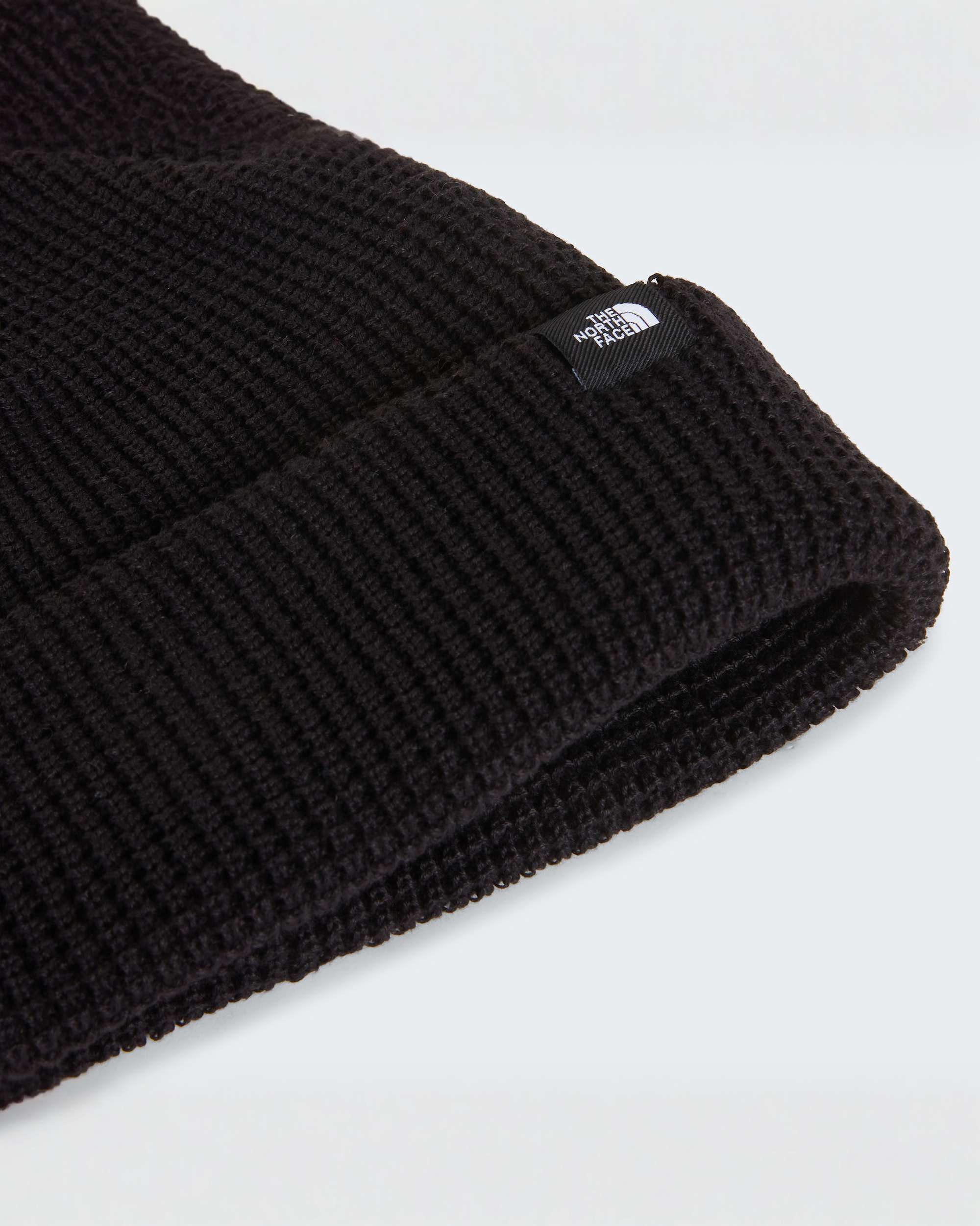 THE NORTH FACE Fisherman Beanie TNF Black vista 3