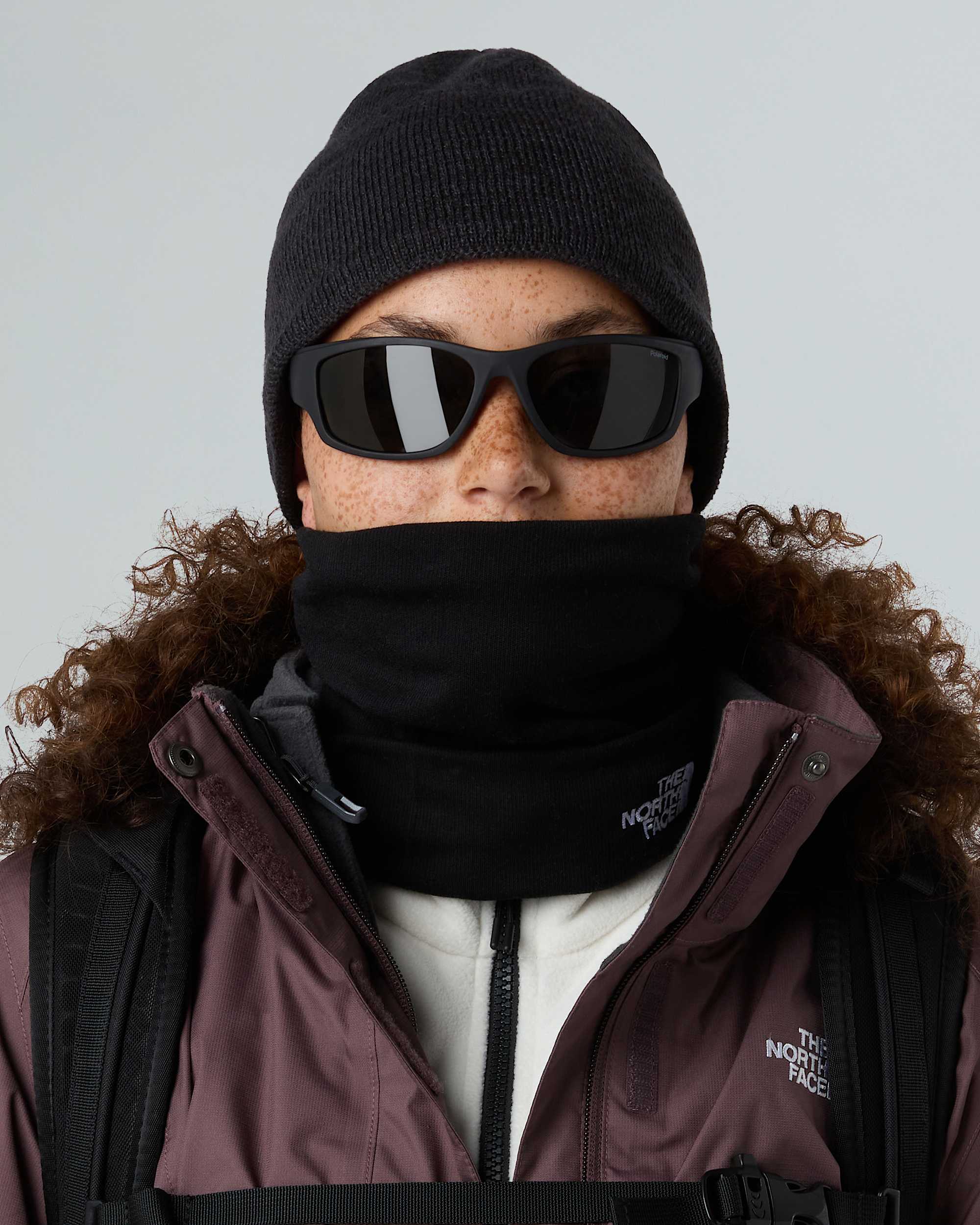 THE NORTH FACE Winter Seamless Neck Gaiter TNF Black vista con modelo
