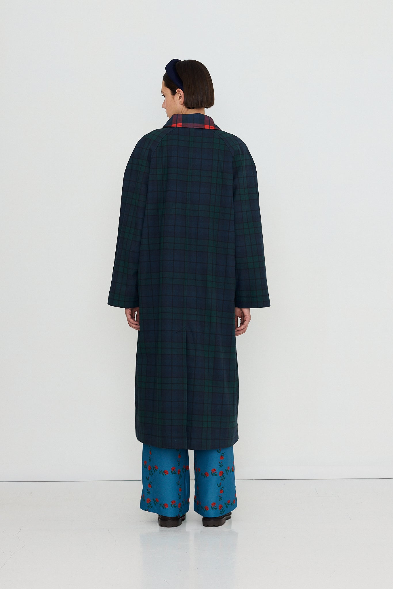 The Tiny Big Sister gabardina Check Long azul y verde, detalle de acabado