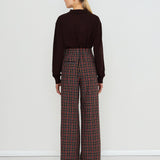 The Tiny Big Sister polo de punto Roses color umber, vista con modelo lateral
