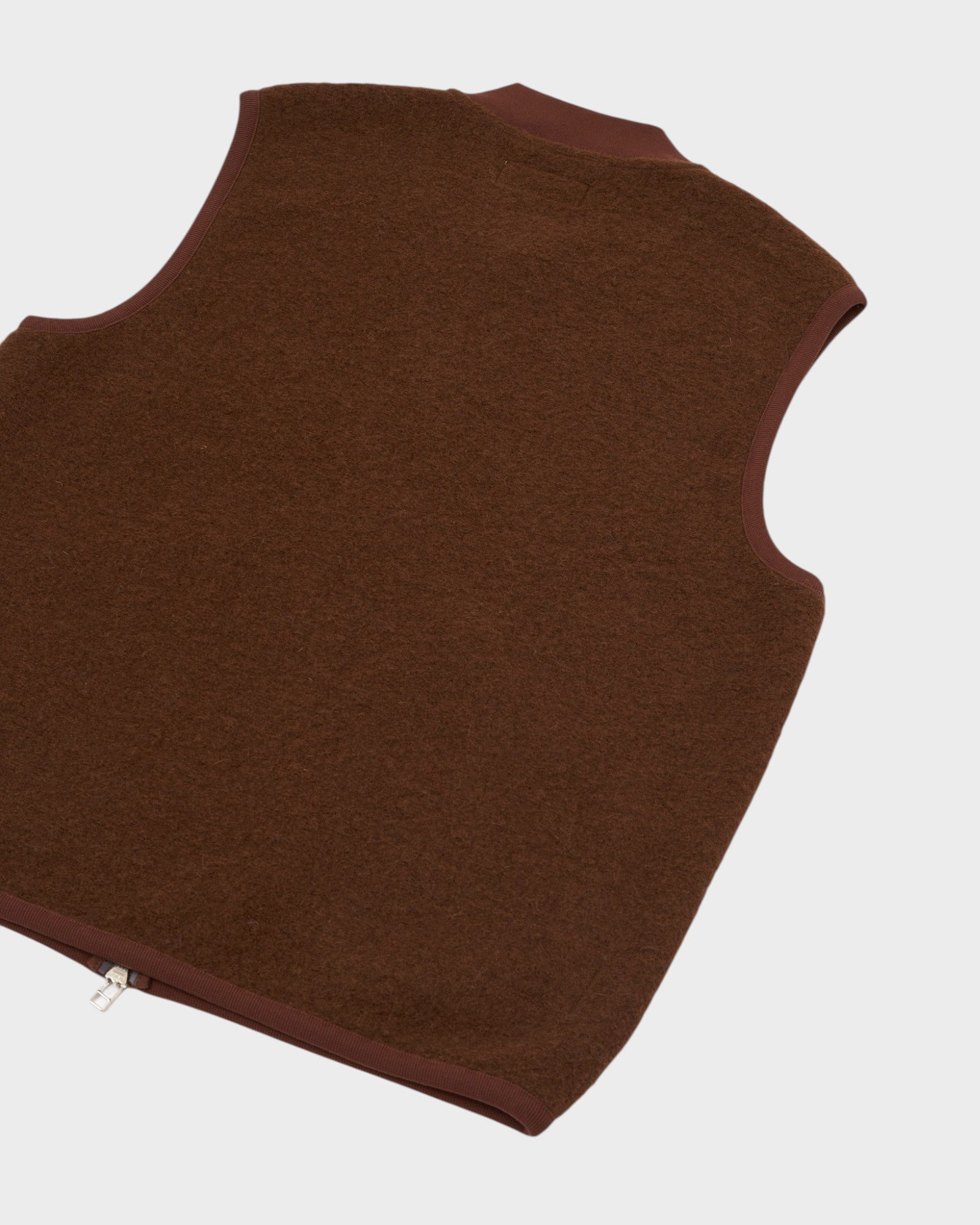 UNIVERSAL WORKS Zip Waistcoat Wool Fleece Cacao - vista trasera