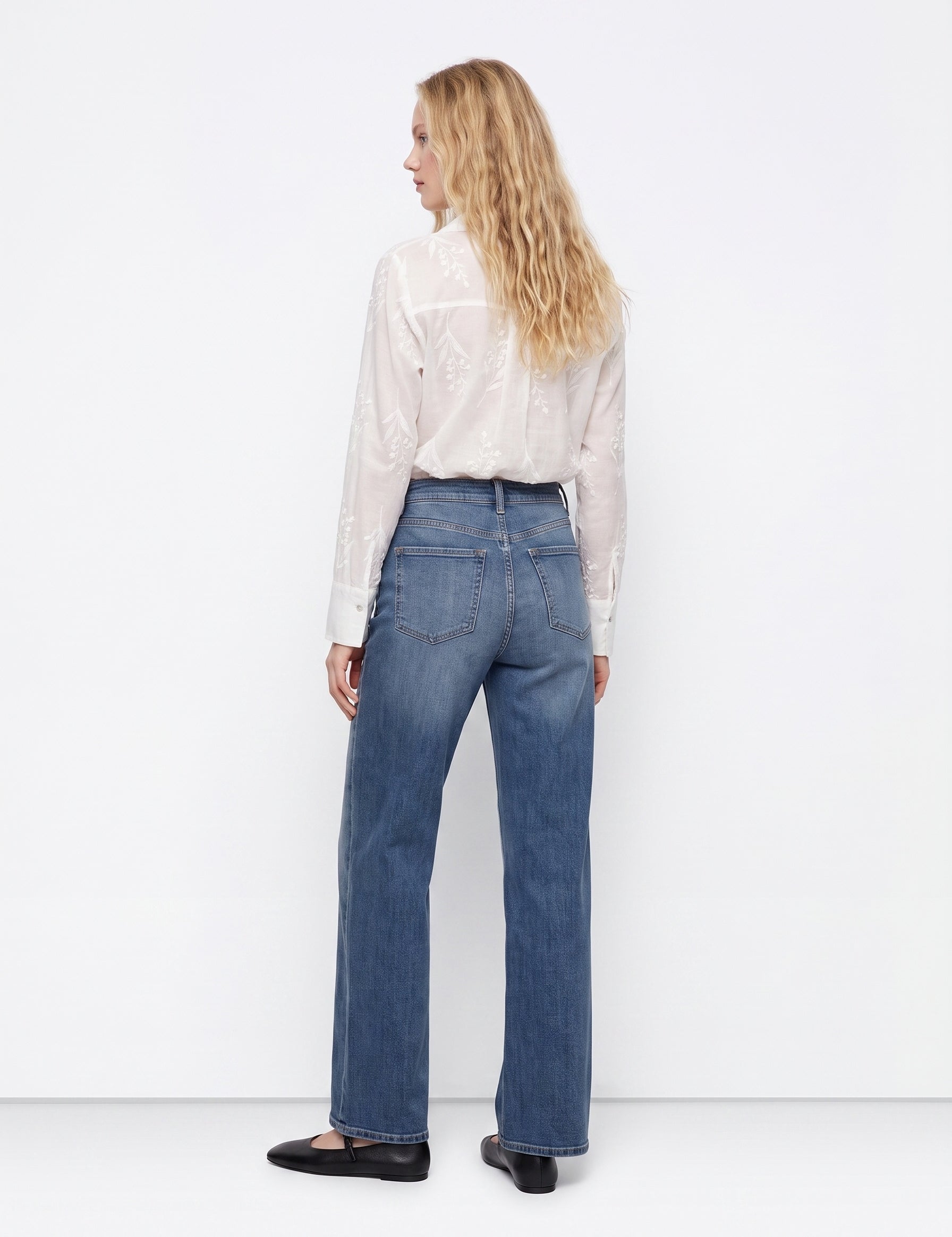Vaquero TIFFOSI One Size Wide 1 azul denim — espalda con modelo