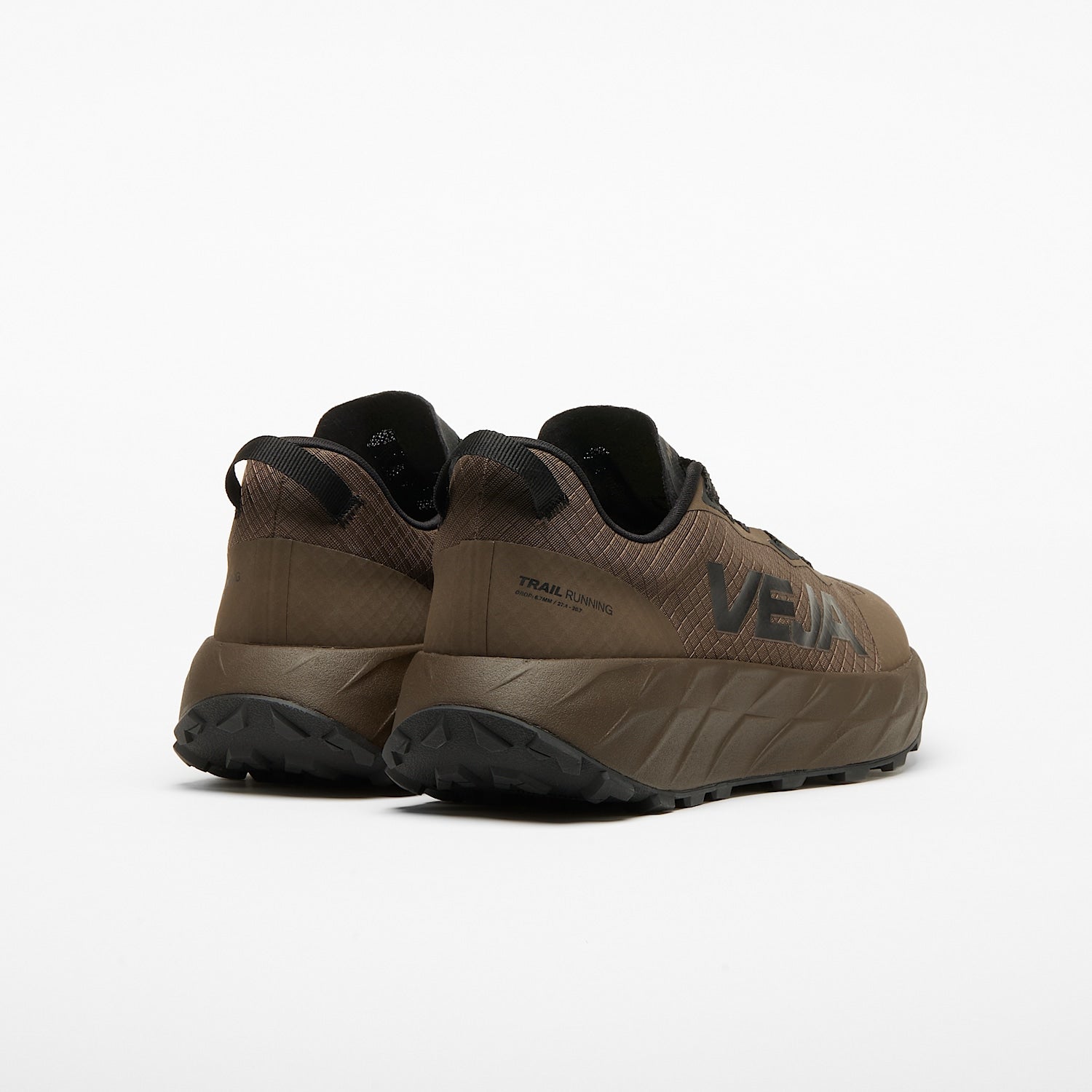 Zapatillas VEJA Harpie Trail Aeroshell Eagle / Black, vista posterior