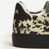 VEJA Campo Leather Pierre Wild Country detalle
