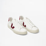 VEJA Campo Leather White Grenat vista superior