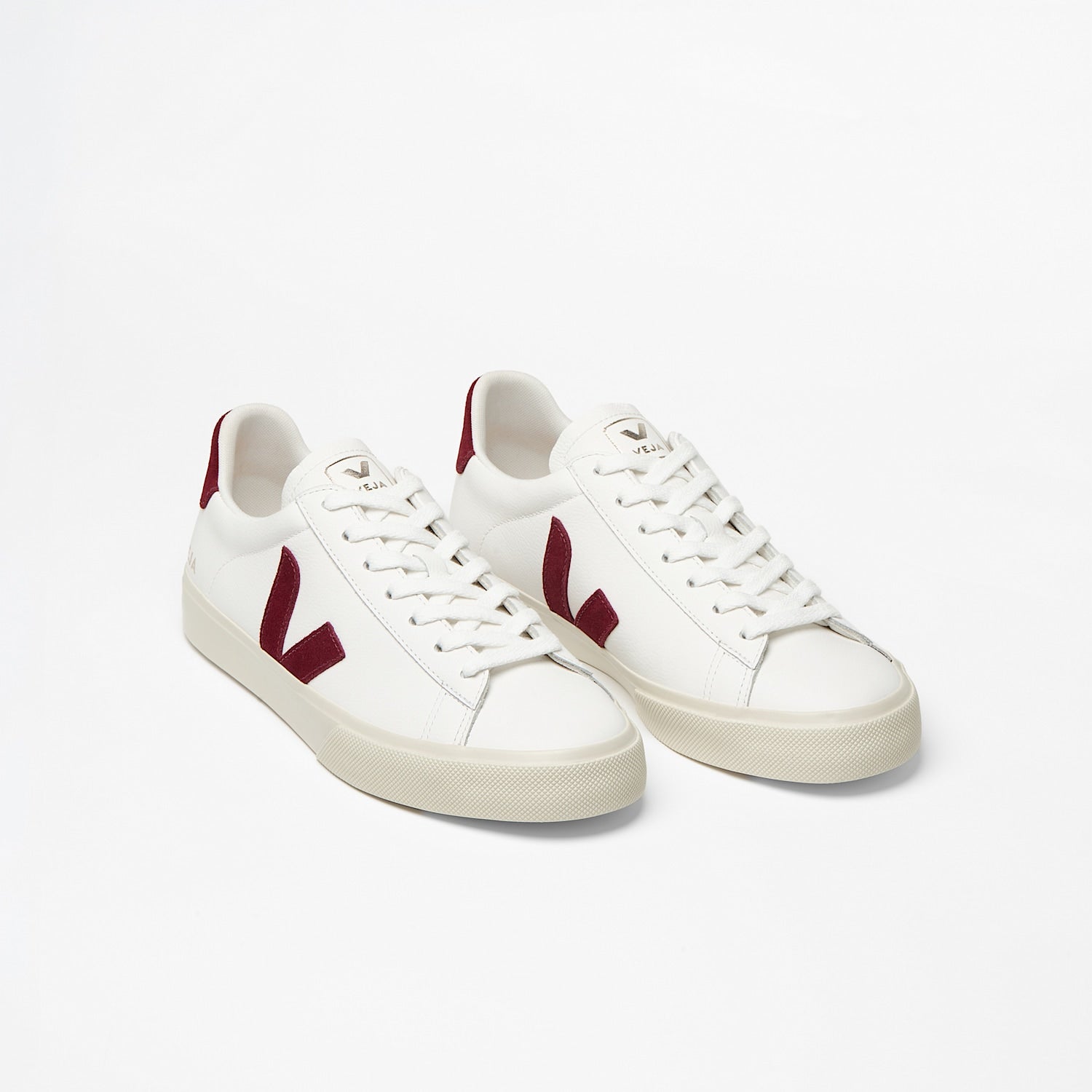 VEJA Campo Leather White Grenat vista superior