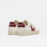 VEJA Campo Leather White Grenat vista trasera