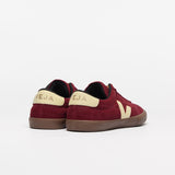 VEJA Panenka Suede Grenat Sun Bark vista trasera