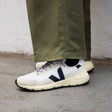 VEJA Dekkan Alveomesh Gravel Nautical Shoes